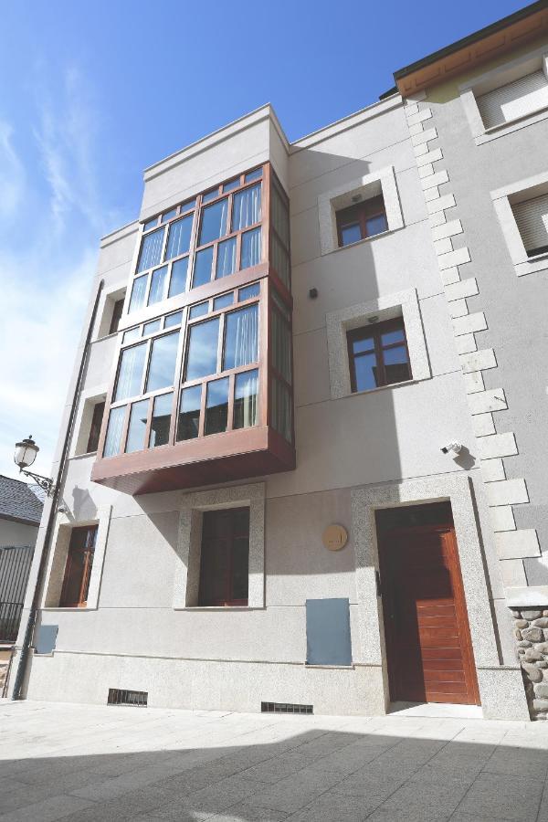 Azotea Suites Понферрада Екстер'єр фото