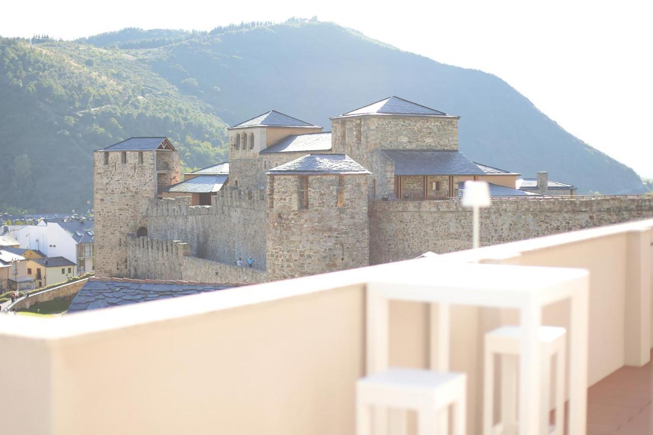 Azotea Suites Понферрада Екстер'єр фото